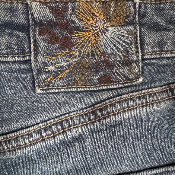 Cleo + Wolf Juniper High Rise Women’s Boot Cut Jeans - Picture 3 of 5